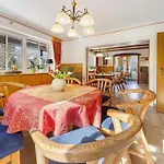 Lauras - Landhauspension 3*
