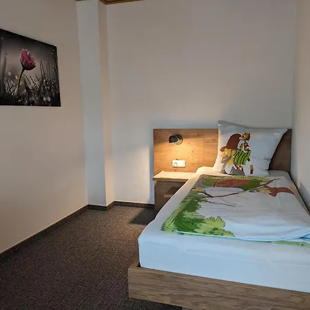 Lauras - Landhauspension 3*