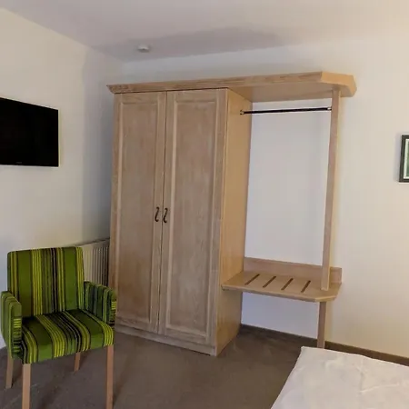 Lauras - Landhauspension ميدهباخ